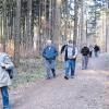 Vogelgezwitscher und der Duft nach frisch geschnittenem Holz begleiteten die Wanderer durch die Wälder rund um Geltendorf und St. Ottilien. 