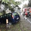 Bei einem Unfall auf der Kreisstraße zwischen Hofstetten und Pürgen wurde eine 47 Jahre alte Frau aus Utting schwerst verletzt. 