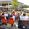 Hunderte Musikerinnen und Musiker, darunter das B-Orchester des Jugendorchesters, gestalteten den Gersthofer Musiksommer auf dem Gelände der Anna-Pröll-Mittelschule.