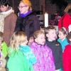 Die Kinder aus dem katholischen Kindergarten Wulfertshausen träumten von Weihnachten und sangen von "dicken, roten Kerzen". Foto: Manuela Rieger