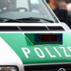 Bei Mühlhausen (Landkreis Augsburg) hat ein unbekannter Mann zwei Zwölfjährigen sexuell belästigt.