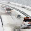 Auf schneeglatten Fahrbahnen kam es zu zahlreichen Unfällen.