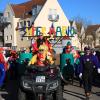 Sonne satt und strahlende Gesichter: Der Faschingsumzug in Offingen lockte viele Besucherinnen und Besucher an.