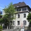 Die alte Villa in der Augsburger Hochfeldstraße 15 wird jetzt auf ihre Denkmaleigenschaft geprüft.