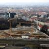 Das ehemalige Ladehofareal hat sich in eine Baustelle verwandelt (hier der Blick vom Hotelturm aus). 