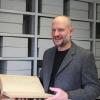 Christoph Lang, seit Herbst 2008 Leiter des Aichacher Stadtmuseums und des Aichacher Stadtarchivs, wird neuer Bezirksheimatpfleger in Schwaben. Anfang Januar tritt der 45-Jährige seine neue Stelle in Augsburg an.