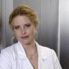 Die Schauspielerin Diana Amft als Klinikärztin Dr. med. Gretchen Haase am Rande der Dreharbeiten., dpa