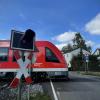 Am Bahnübergang an der St.-Wolfgang-Straße in Gerlenhofen ist es erneut zu einem tödlichen Unfall gekommen. 