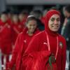 Abschlusstraining der Marokkanerinnen in Melbourne: Nouhaila Benzina kommt vor ihren Mitspielerinnen auf das Feld. 