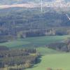 Die Versorgung der Gemeinde Sielenbach ist durch einen Mix aus Fotovoltaikanlagen, Windrädern, Biogasanlagen und inzwischen auch Wärmenetzen lückenlos gewährleistet. (Symbolfoto)