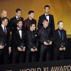 Manuel Neuer (l), Philipp Lahm (M.u.) und Toni Kroos (3.v.r.) sind unter anderem in die FIFA-Elf gewählt worden.