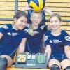 Viel Freude beim Volleyball hatten die jüngsten Mädchen (Jahrgang 2000/2001) des FSV Marktoffingen. Na ja - so deutlich wie Carolin Kleibl (hinten) Katharina Altenburger, Marie Geiß und Laura Schmidt es sehen, war es nicht, aber für drei erste Siege reichte es immerhin.  