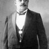 Bereits 1910 sprachen sich die Gögginger gegen einen Anschluss an Augsburg aus - Bürgermeister Leo Eichleitner durfte die Amtskette weiterhin tragen. Foto: Sammlung Münzenrieder
