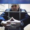 Alexej Nawalny wurde bei einer Gerichtsverhandlung vergangenen Dezember per Video zugeschaltet. Nun fand der Prozess in einer zum Gerichtssaal ungebauten Aula in seiner Strafkolonie statt. 