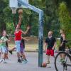 Gemeinsam Basketball spielen oder einen Poetry-Slam organisieren: Nach sechs Jahren verlässt Grabens Jugendreferent Matthias Schäfer die Region.