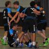Endlich geschafft: Die BOL-Handballer der HSG Lauingen-Wittislingen feiern ihren ersten Saisonsieg. 