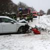 Ein Unfall mit drei Verletzten ereignet sich zwischen Oettingen und Megesheim. Auch bei Neresheim kommt es zu Unfallverletzungen.