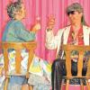 Das Dream-Team Hedwig Kräutle (Monika Kleebauer) und Mike-Elvis (Thomas Kölsch) stößt auf den ersten erfolgreichen Auftritt des „King of the Palz“ an – eine „Elvis“-Szene des Pfälzer Chawwerusch-Theaters beim Brett im Schtoi.  