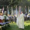 Pfarrer Erwin Fuchs feierte den Gottesdienst mitten im Wald.