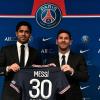 PSG-Boss Nasser Al-Khelaifi (links) lotste Lionel Messi nach Paris.