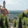 Wanderung von Thalfingen nach Oberelchingen: Blick Richtung Auwald von Oberelchingen gibt es beim Wandern.