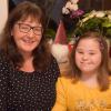Simone Bauer und ihre Tochter Katharina freuen sich über den Familienentlastenden Dienst der Landsberger Lebenshilfe. 	
