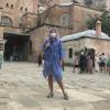 Neuer Look für die Hagia Sophia: Diesen Kittel müssen unverhüllte Frauen am Eingang kaufen.