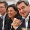 Markus Söder (rechts) und seine CSU basteln an einer neuen Regierung.