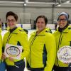 Holten sich den Sieg beim Balu-Cup: Die Kühbacher Stockschützinnen (von links) Jessica Gamböck, Lisa Schneider, Heidi Baumgartner, Veronika Filgertshofer und Franziska Schwertfirm.  	