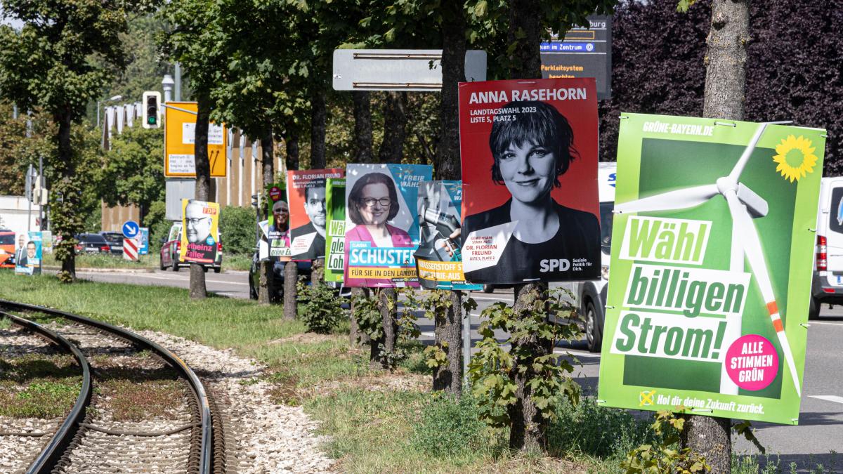Augsburg: Parties have to replace many election posters in Augsburg