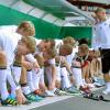 Die deutschen Nationalspieler müssen sich auf große Gegner bei der EM 2012 in Polen und der Ukraine gefasst machen. dpa
