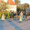 Trommlerzug und Trachtenkapelle Apfeldorf marschieren am Sonntag erstmals beim Wiesn-Festzug mit.