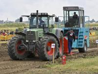 Welcher Traktor kommt mit dem Bremswagen am weitesten? Darum geht es auch beim Jubiläumswochenende der Bayerischen Jungbauernschaft Neuburg-Schrobenhausen.