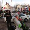 Der Drive-in-Weihnachtsmarkt in Langenau wird jeden Sonntag von Besuchern überrannt.