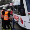 In der Augsburger Remboldstraße ist eine Straßenbahn der Linie 64 entgleist. Es gab zahlreiche Ausfälle und Verspätungen: Es wurde niemand verletzt.