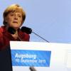 Kanzlerin Merkel wirbt vor etwa 2000 Menschen für ihre Politik