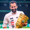 Wenigstens kurz konnte sich Hasan Salihamidzic über den Sieg im DFB-Pokal freuen. Nun aber stehen schon die nächsten Aufgaben an. Es dürfte ein äußerst intensiver Transfersommer für den Sportvorstand werden.