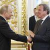 Zwei Freunde und ein grausiges Problem: Einer der beiden überfällt gerade die Ukraine. Gerhard Schröder und Wladimir Putin. 