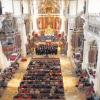 Viele Beteiligte machten aus dem Mariensingen in der Klosterkirche Maihingen ein vielstimmiges Konzert in der Tradition der Marienverehrung.  