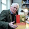 "Feurio! Es brennt." Prof. Dr. Walter Pötzl hat etwa eineinhalb Jahre in das neue Buch investiert. Foto: Marcus Merk