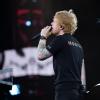 Ed Sheeran bei einem seiner drei Konzerte im Münchner Olympiastadion: mit eigenem, ortsbezogenen Fan-T-Shirt.