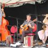 Sie bewiesen in Rain, dass sie viele Instrumente beherrschen: (von links) Jonas, Hans und Sarah Well. 