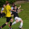 Der Spitzenreiter war eine Nummer zu groß: Madeleine Gottschall (rechts) und der FC Ehekirchen mussten sich in der Bezirksliga dem FC Donauwörth mit 0:4 geschlagen geben.  	