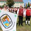 Die Fahne des ASM-Bezirks 11 in den Händen des Bezirksvorsitzenden Franz Alstetter. Die Aufnahme entstand beim Krumbacher Bezirksmusikfest 2016. In Kürze findet in Balzhausen ein Musikfest statt.  	