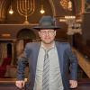 Augsburgs jüdische Gemeinde hat mit Asher Goldshmid einen neuen Rabbiner gefunden. Nach seiner Ausbildung in Israel nahm der 28-Jährige seine Arbeit in der Stadt auf und hat viel vor. 