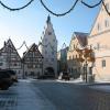 Ab nach Monheim und den Einkauf mit einem Stadtbummel verbinden.