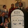 Die Theaterabteilung des KSV Unterelchingen tritt auf.  	