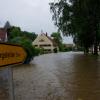 Beim epochalen Hochwasser von 2013 glich der Ortskern von Oberwiesenbach einem See. 	