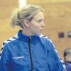 Handballtrainerin Christina Pawlick steht mit ihrem Team vor einem Härtetest. 