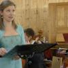 Die junge Sopranistin Laura Falk begeisterte zusammen mit dem Königsbrunner Kammerorchester in der evangelischen Immanuelkirche in Diedorf mit dem Jahreskonzert „Around Mozart“. 	